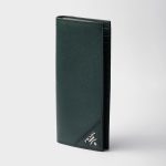 プラダ  サフィアーノレザー長財布 2MV836