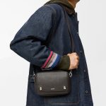 ロエベ ペブル メッセンジャーバッグ スモール BANBPCBX01 ロエベ ペブル メッセンジャーバッグ スモール BANBPCBX01