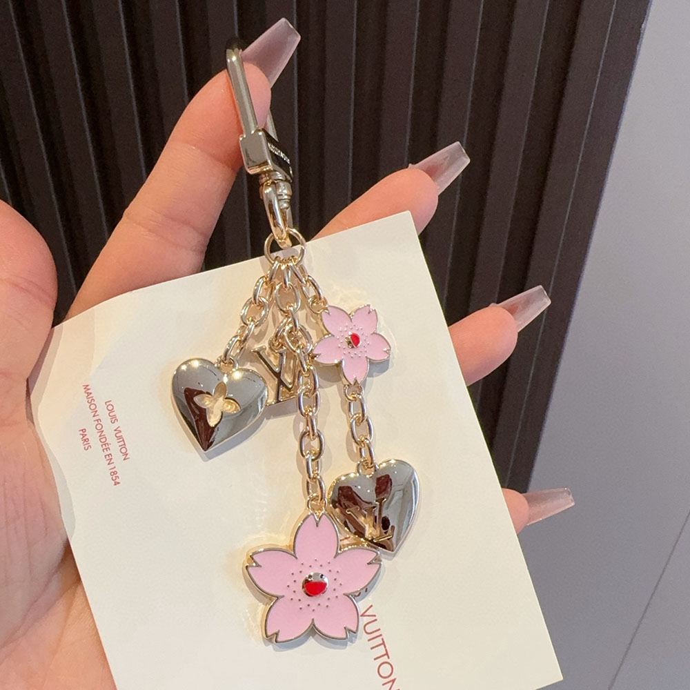ヴィトン × 村上隆 コラボレーション「桜」キーホルダー/バッグアクセサリー ヴィトン × 村上隆 コラボレーション「桜」キーホルダー/バッグアクセサリー