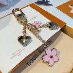 ヴィトン × 村上隆 コラボレーション「桜」キーホルダー/バッグアクセサリー ヴィトン × 村上隆 コラボレーション「桜」キーホルダー/バッグアクセサリー