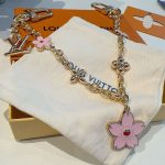 ヴィトン LV × TM チェーン チェリーブロッサム M02540 ヴィトン LV × TM チェーン チェリーブロッサム M02540