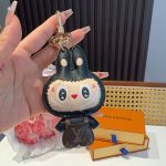 ルイヴィトン Labubu キーホルダー バッグチャーム M43670