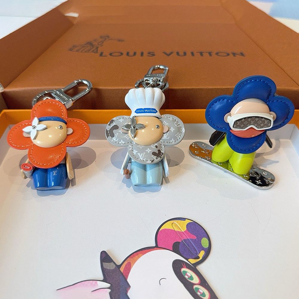 ルイヴィトン Vivienne キーホルダー バッグチャーム ルイヴィトン Vivienne キーホルダー バッグチャーム