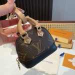 ルイヴィトン ホワイトサンサイ Monogram ミニシェルバッグ ルイヴィトン ホワイトサンサイ Monogram ミニシェルバッグ
