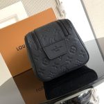 ルイヴィトン ドップ・キット クラッチバッグ M59478 ルイヴィトン ドップ・キット クラッチバッグ M59478