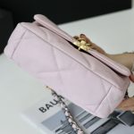 シャネル chanel 19 フラップバッグ AS1160 AS1161 ピンク シャネル chanel 19 フラップバッグ AS1160 AS1161 ピンク