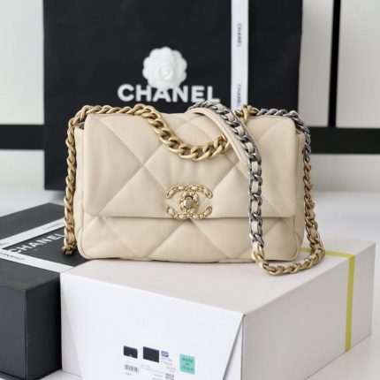 シャネル  chanel 19 フラップバッグ AS1160 AS1161 ピンク