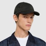 グッチ エンブロイダリー付き ファブリック ベースボールキャップ ‎854115