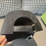グッチ GGキャンバス タイガーヘッド付き ベースボールキャップ 84235