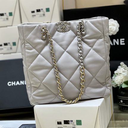シャネル  chanel 19 トートバッグ AS3519 グレー