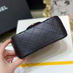 シャネル  クラシック フラップバッグ スクエア A01115 カーフスキン