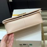 シャネル LeBoy チェーンバッグ A67086 ピンクベージュ シャネル LeBoy チェーンバッグ A67086 ピンクベージュ