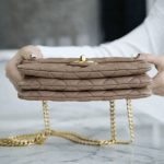 シャネル フラップチェーンバッグ AS3393 ベージュ シャネル フラップチェーンバッグ AS3393 ベージュ