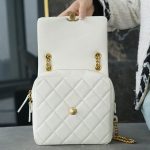 シャネル チェーン バックパック AS3108 ホワイト シャネル チェーン バックパック AS3108 ホワイト