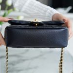 シャネル フラップバッグ AS2855 ダークブルー シャネル フラップバッグ AS2855 ダークブルー