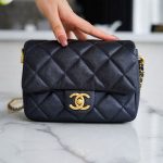 シャネル フラップバッグ AS2855 ダークブルー シャネル フラップバッグ AS2855 ダークブルー