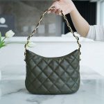 シャネル HOBO ショルダーバッグ AS3562 グリーン シャネル HOBO ショルダーバッグ AS3562 グリーン
