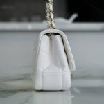 シャネル キューブチェーンミニフラップバッグ AS3744 シャネル キューブチェーンミニフラップバッグ AS3744