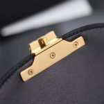セリーヌ ティーン ブザス トリオンフ バッグ ブラック110413 セリーヌ ティーン ブザス トリオンフ バッグ ブラック110413