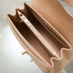 セリーヌ 16（セーズ）クラシック ハンドバッグ 188003BF9