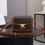 セリーヌ TEEN TRIOMPHE スモールカーフスキンバッグ 188423