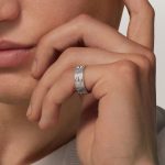 カルティエ Love Unlimited リング 18k 指輪 ホワイトゴールド B4247700 カルティエ Love Unlimited リング 18k 指輪 ホワイトゴールド B4247700