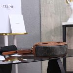 セリーヌ  CUIR TRIOMPHE オーバル ミニバッグ 101703