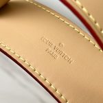 ヴィトン ソミュール GM ショルダーバッグ クロスバッグ M42254 ヴィトン ソミュール GM ショルダーバッグ クロスバッグ M42254