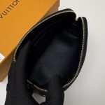 ヴィトン LV × TM ポシェット コスメティック PM M13744 ヴィトン LV × TM ポシェット コスメティック PM M13744