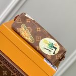 ルイヴィトン ポシェットコスメティック PM M83597 ルイヴィトン ポシェットコスメティック PM M83597