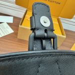 ヴィトン ショルダーバッグ モンスリ・メッセンジャー PM M12519 ヴィトン ショルダーバッグ モンスリ・メッセンジャー PM M12519