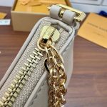 ルイヴィトン ポシェットLVブルーム M25784 ルイヴィトン ポシェットLVブルーム M25784