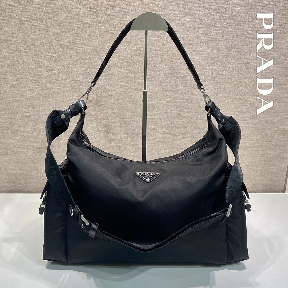 プラダ エクスプローラ Re-Nylon xレザー バッグ 2VH204 プラダ エクスプローラ Re-Nylon xレザー バッグ 2VH204