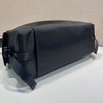 プラダ エクスプローラ Re-Nylon xレザー バッグ 2VH204 プラダ エクスプローラ Re-Nylon xレザー バッグ 2VH204