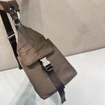 プラダ エクスプローラ Re-Nylon xレザー バッグ 2VH204_F0038 プラダ エクスプローラ Re-Nylon xレザー バッグ 2VH204_F0038