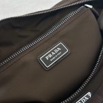 プラダ エクスプローラ Re-Nylon xレザー バッグ 2VH204_F0038 プラダ エクスプローラ Re-Nylon xレザー バッグ 2VH204_F0038