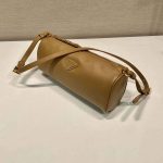 プラダ  レザー ミニバッグ ショルダーバッグ 1BC239_F0287