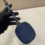 プラダ Re-Nylon ポーチ ミニバッグ 1NE058_F0216 プラダ Re-Nylon ポーチ ミニバッグ 1NE058_F0216