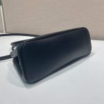 プラダ ガレリア ミディアムサイズバッグ 1BA457_F0002 プラダ ガレリア ミディアムサイズバッグ 1BA457_F0002