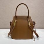 プラダ キャリー ミニ レザー ハンドバッグ 1BA496 プラダ キャリー ミニ レザー ハンドバッグ 1BA496