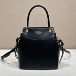プラダ キャリー ミニ レザー ハンドバッグ 1BA496 プラダ キャリー ミニ レザー ハンドバッグ 1BA496