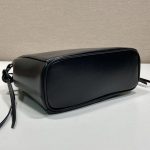 プラダ キャリー ミニ レザー ハンドバッグ 1BA496 プラダ キャリー ミニ レザー ハンドバッグ 1BA496