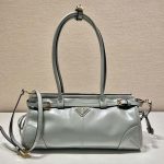 プラダ ミディアム レザー ハンドバッグ 1BA426 プラダ ミディアム レザー ハンドバッグ 1BA426
