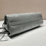 プラダ ミディアム レザー ハンドバッグ 1BA426 プラダ ミディアム レザー ハンドバッグ 1BA426