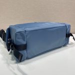 プラダ エクスプローラ Re-Nylonxレザー バッグ 2VH206 プラダ エクスプローラ Re-Nylonxレザー バッグ 2VH206