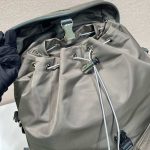 プラダ Re-Nylon xレザー バックパック 2VZ108 プラダ Re-Nylon xレザー バックパック 2VZ108